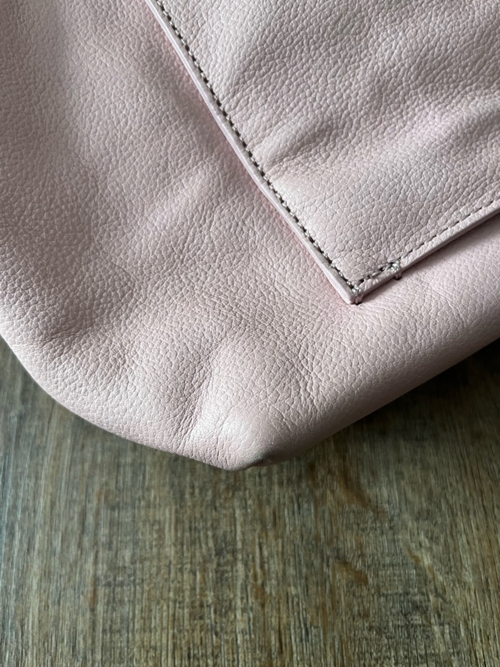 Away Pink Leather Weekender Travel Bag with Removable Strap - Picture 12 of 14